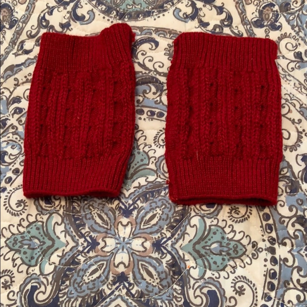 Red boot socks
